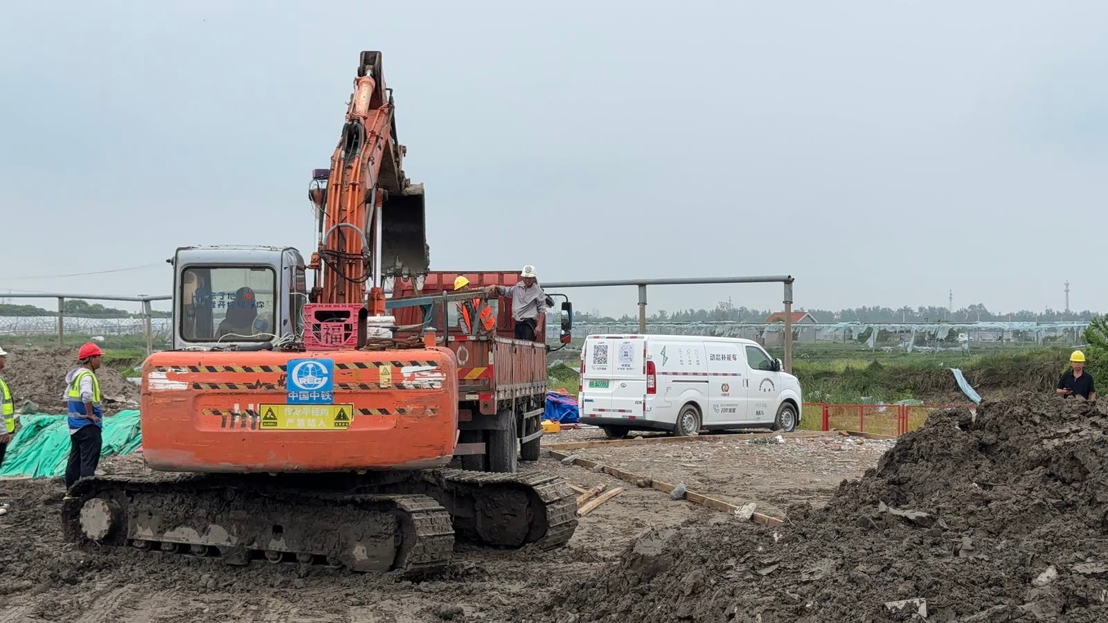 Construction site with mobile energy equipment
