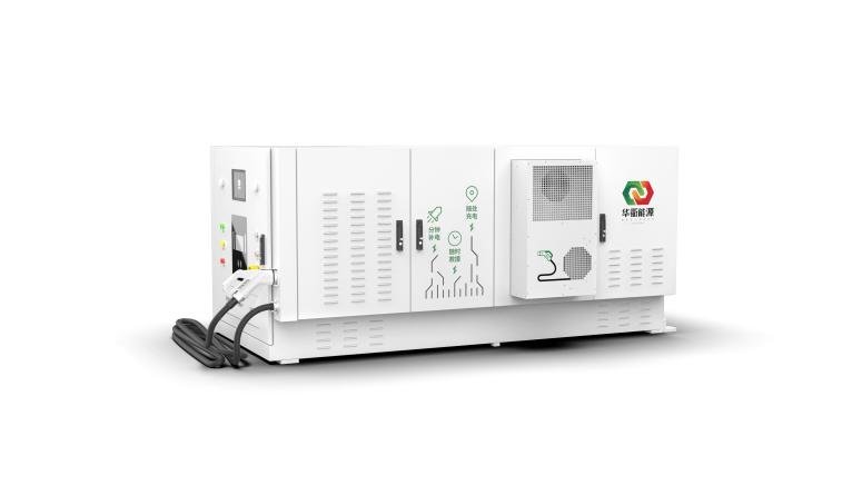 Customer-supplied 215 kWh horizontal storage and charging unit